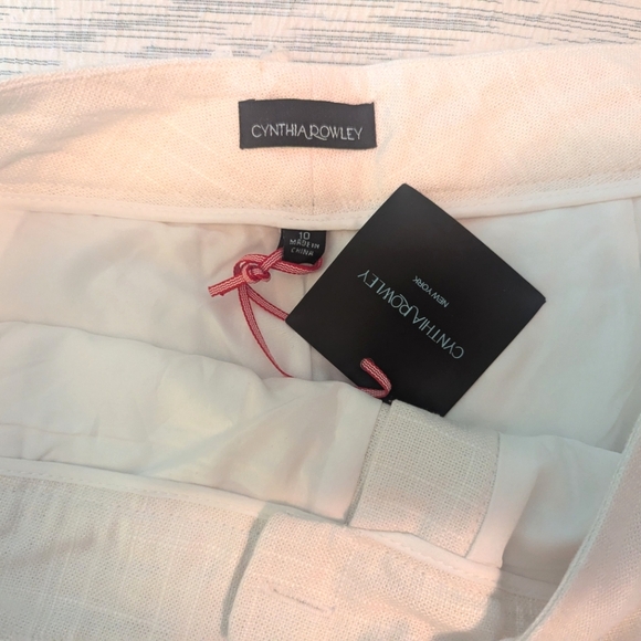 Cynthia Rowley White Scallop Shorts - Picture 2 of 2